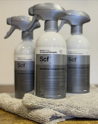 Koch Chemie Spotless Ceramic Finish nově skladem 🤩 👉🏻 Odstraňovač vodního kamene a zaschlejch kapek 👉🏻 Nepoškozuje...